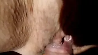 Busty රියල් එස්ෙට්ට් ආයතනය තන පුඩුවට errand සඳහා කෙළ වෙයි