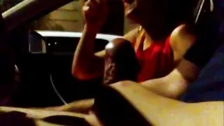 හුරුබුහුටි ගයි සමග squeaky හඬ පෙන්නුවා පමණක් orgasm සමග dildo